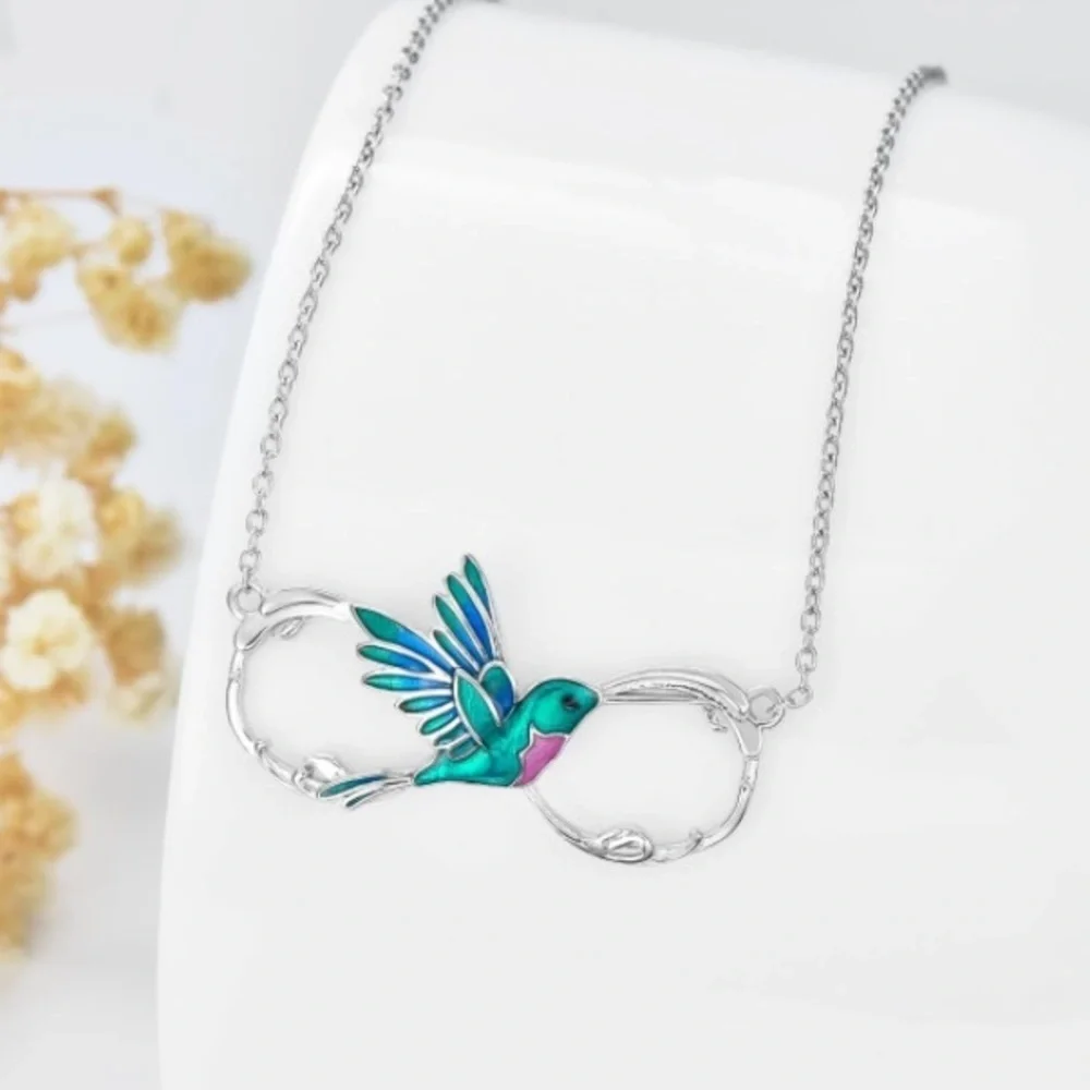 18k Hummingbird Infinity Love Necklace
